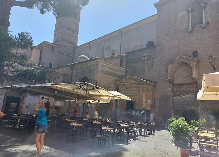 Spanish Steps Cozy Luxury