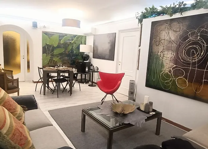 Spanish Steps Cozy Luxury 4*