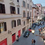 Spanish Steps Cozy Luxury