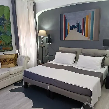 Spanish Steps Bedroom Gasthuis *