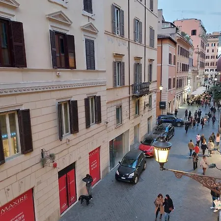 Spanish Steps Cozy Luxury